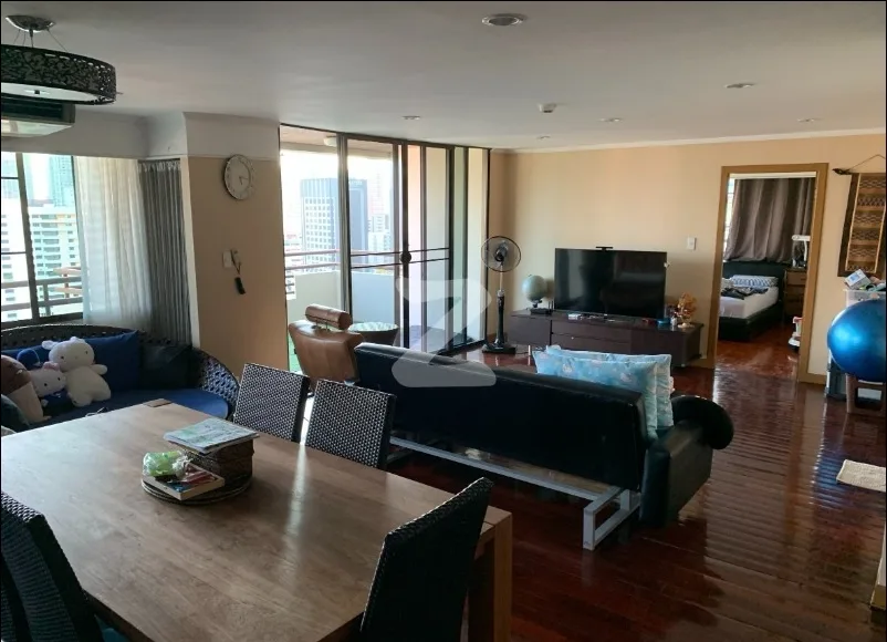 Acadamia Grand Tower — photo 1