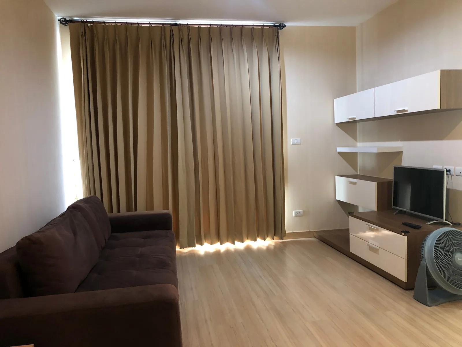 Life @ Sathorn 10 — photo 2