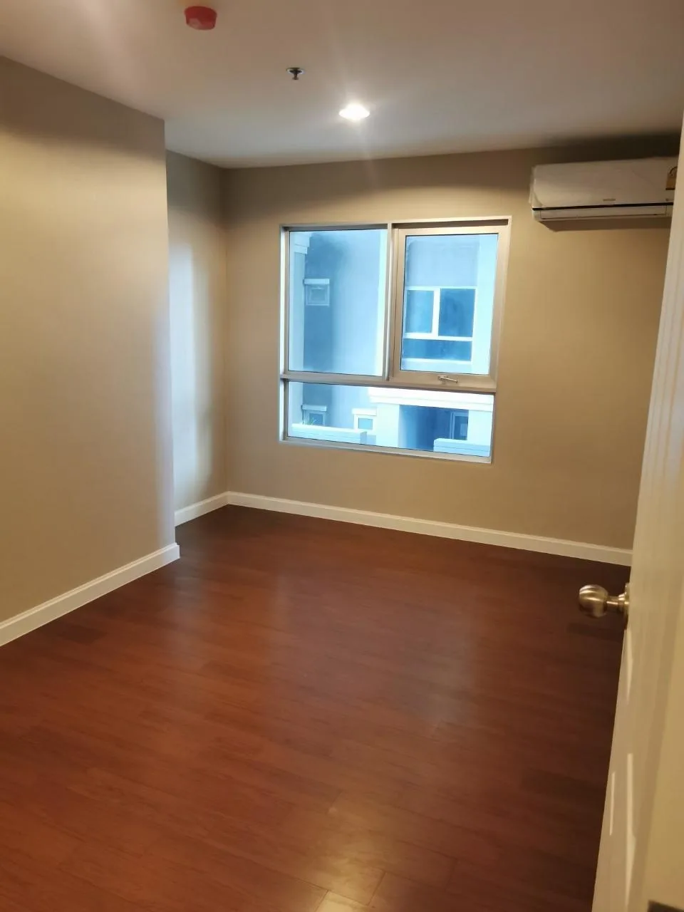 Belle Grand Rama 9 — photo 31