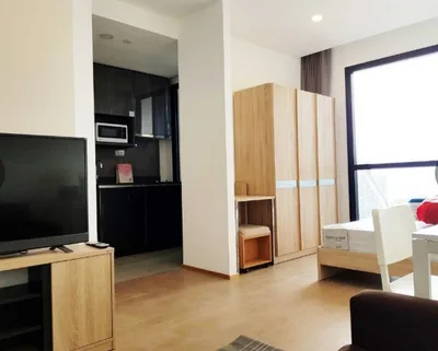 Ashton Chula - Silom