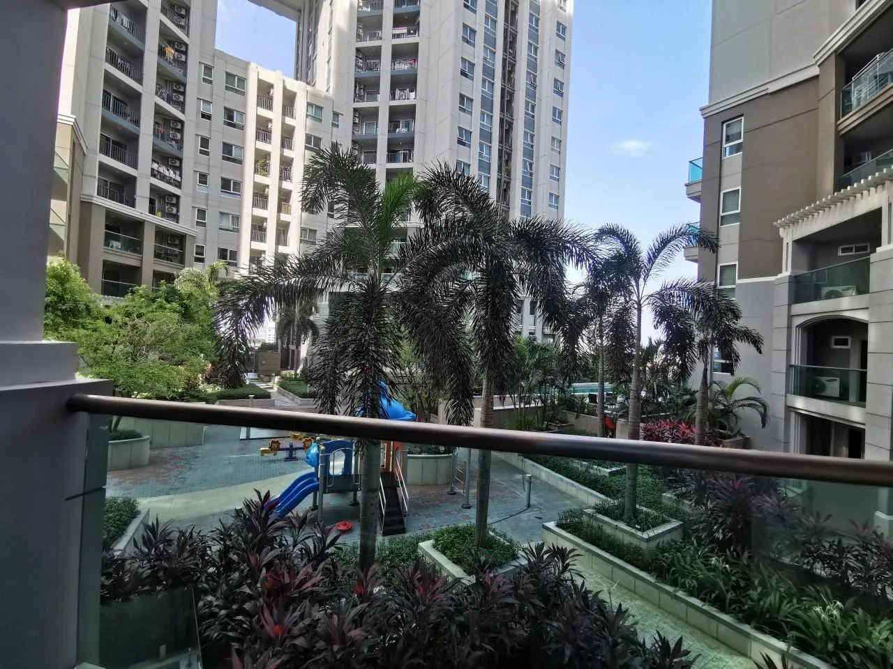 Belle Grand Rama 9 — photo 24
