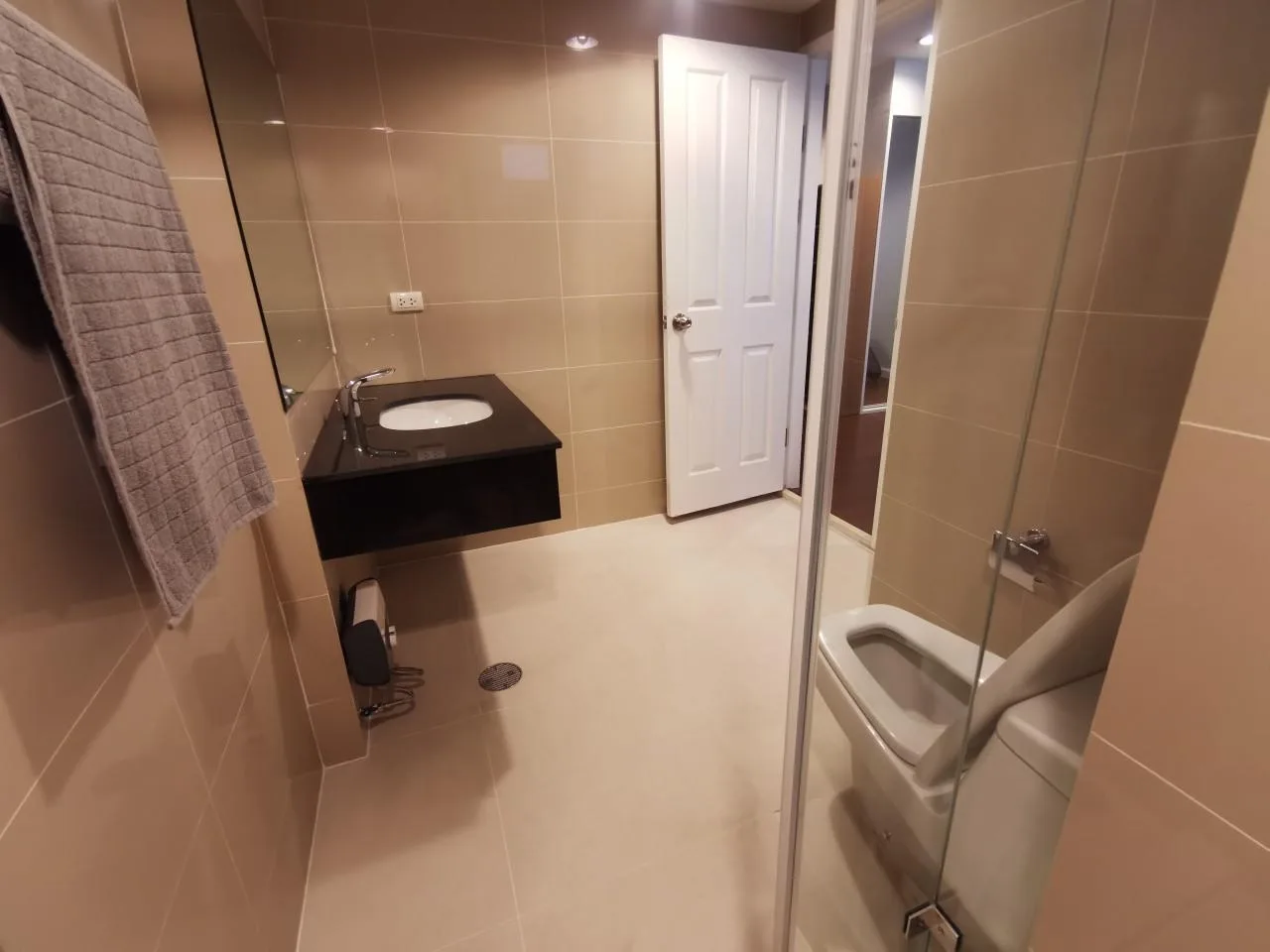 Belle Grand Rama 9 — photo 20