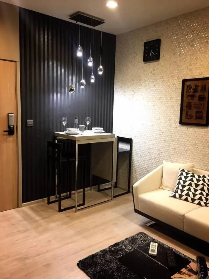 M Thonglor 10 — photo 4