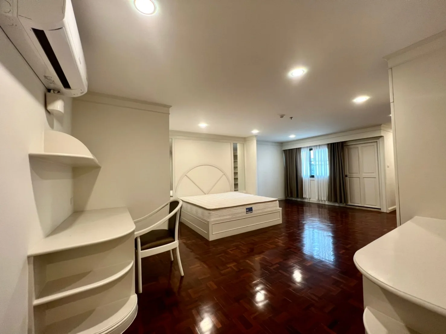 M Tower Apartment — photo 6