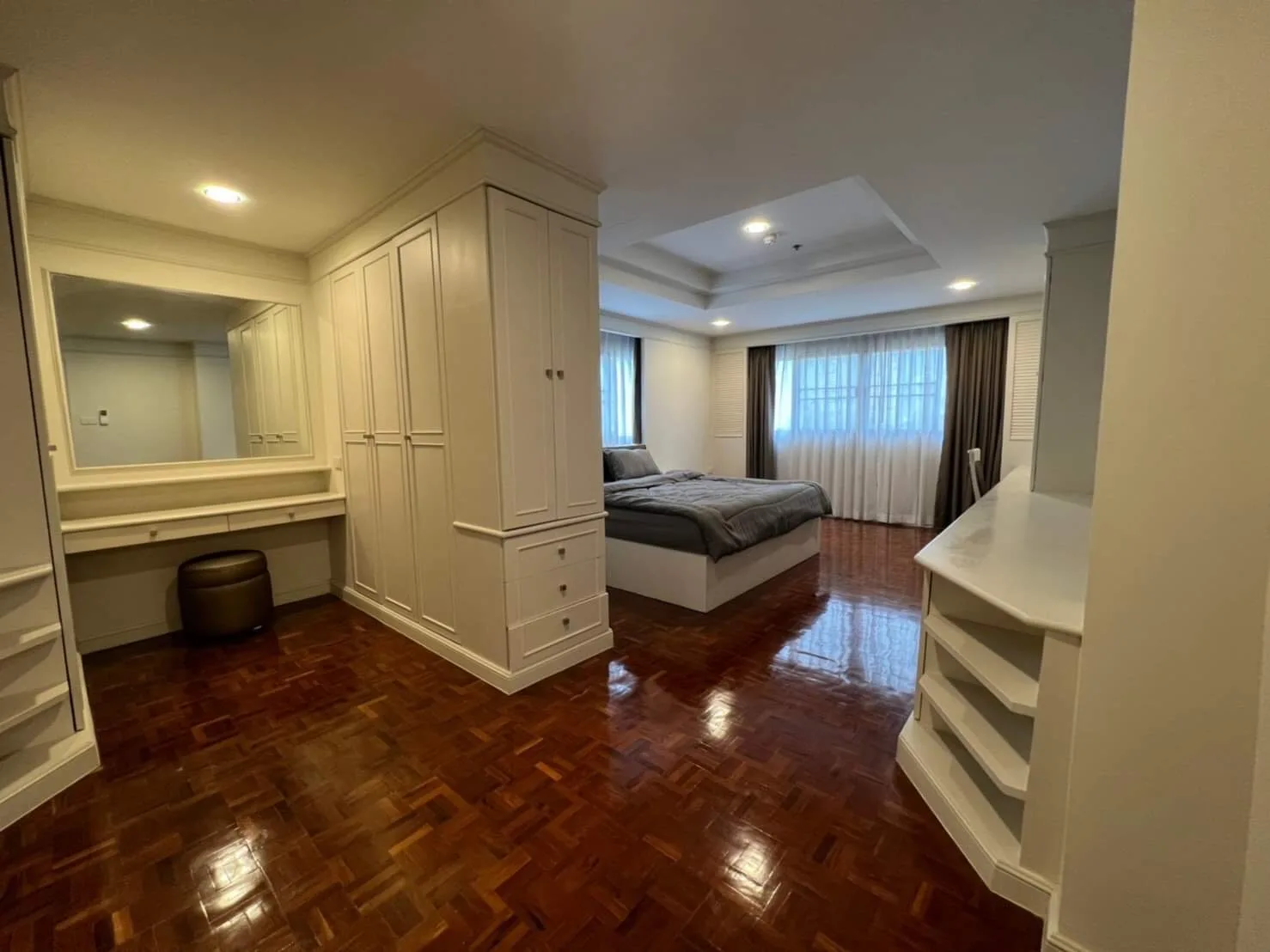 M Tower Apartment — photo 13