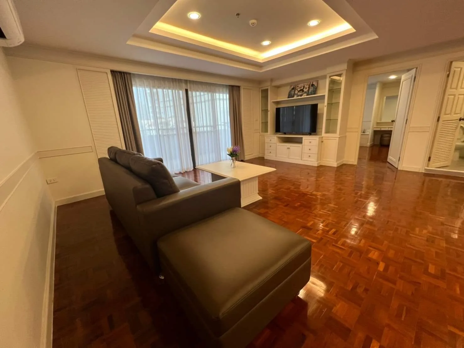 M Tower Apartment — photo 3