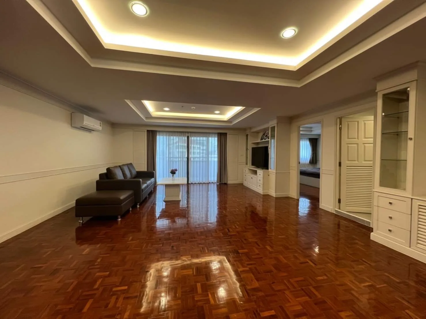 M Tower Apartment — photo 4