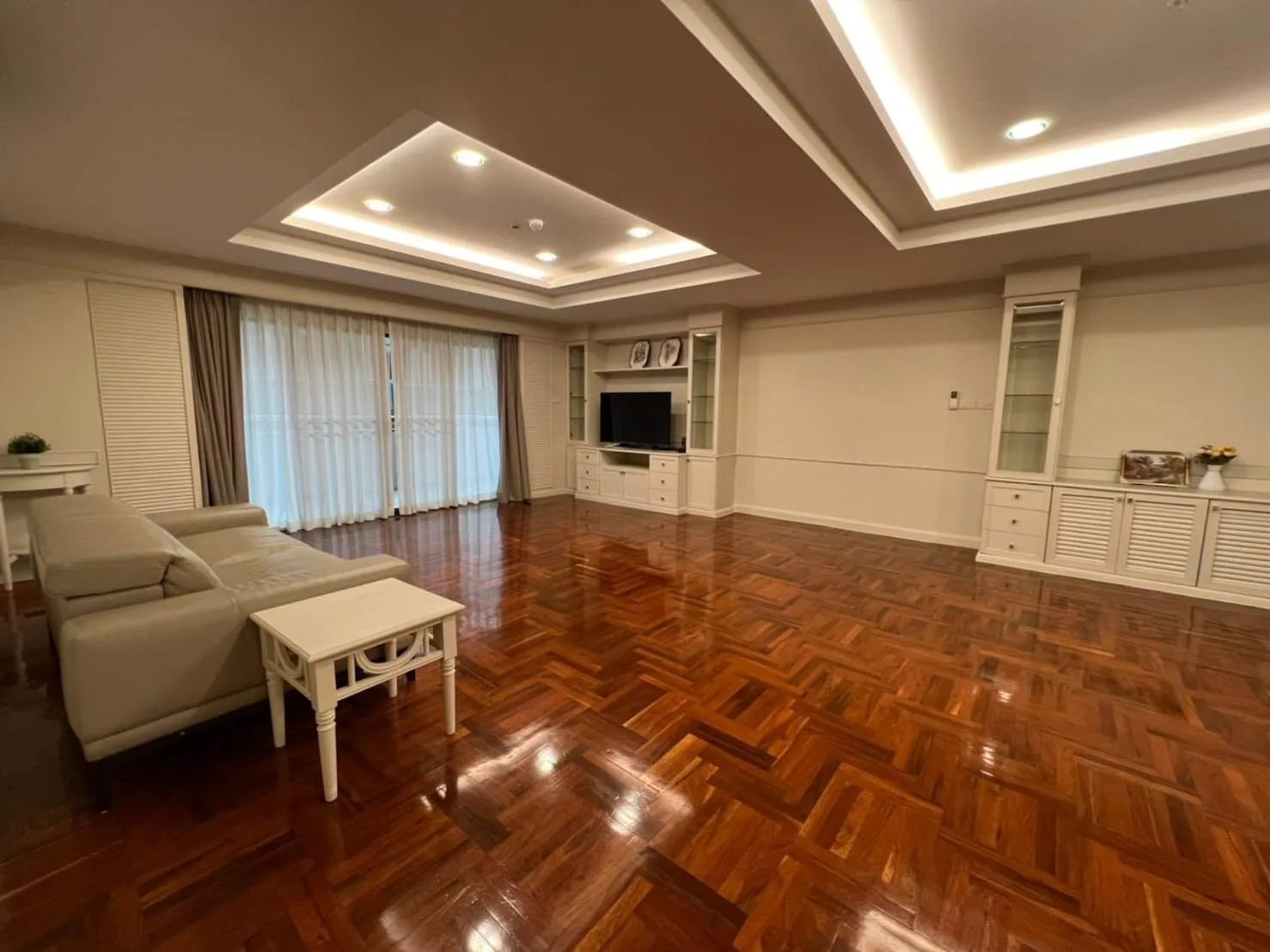 M Tower Apartment — photo 4