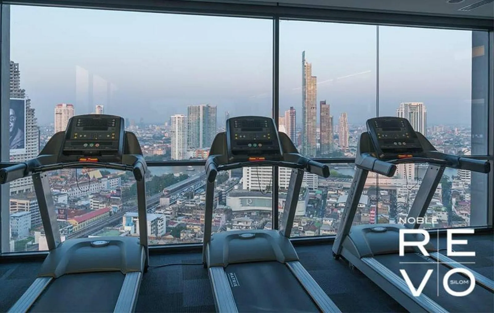 Noble Revolve Silom — photo 11