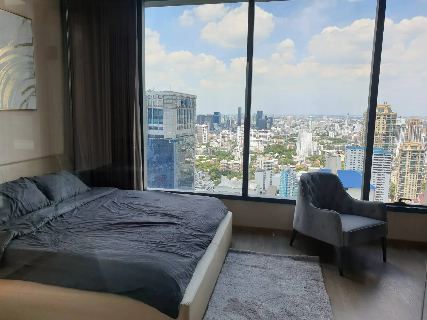 The Esse Asoke — photo 17