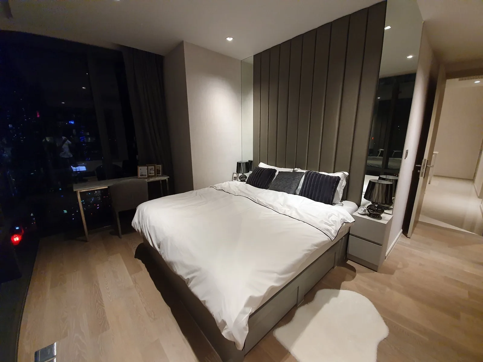 Ashton Silom — photo 13