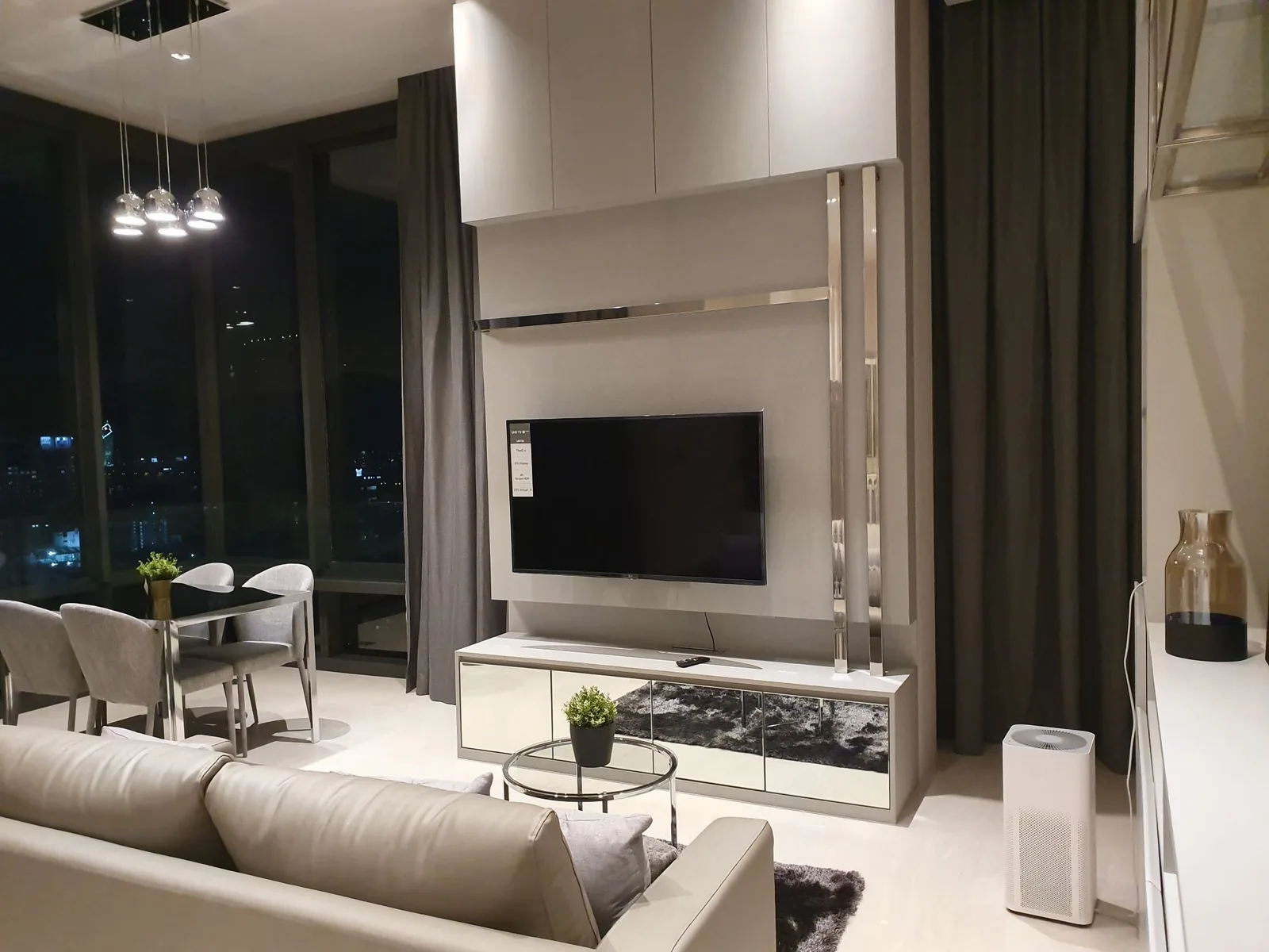 Ashton Silom — photo 8
