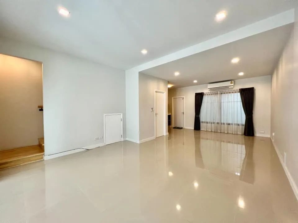 Plex Bangna — photo 2