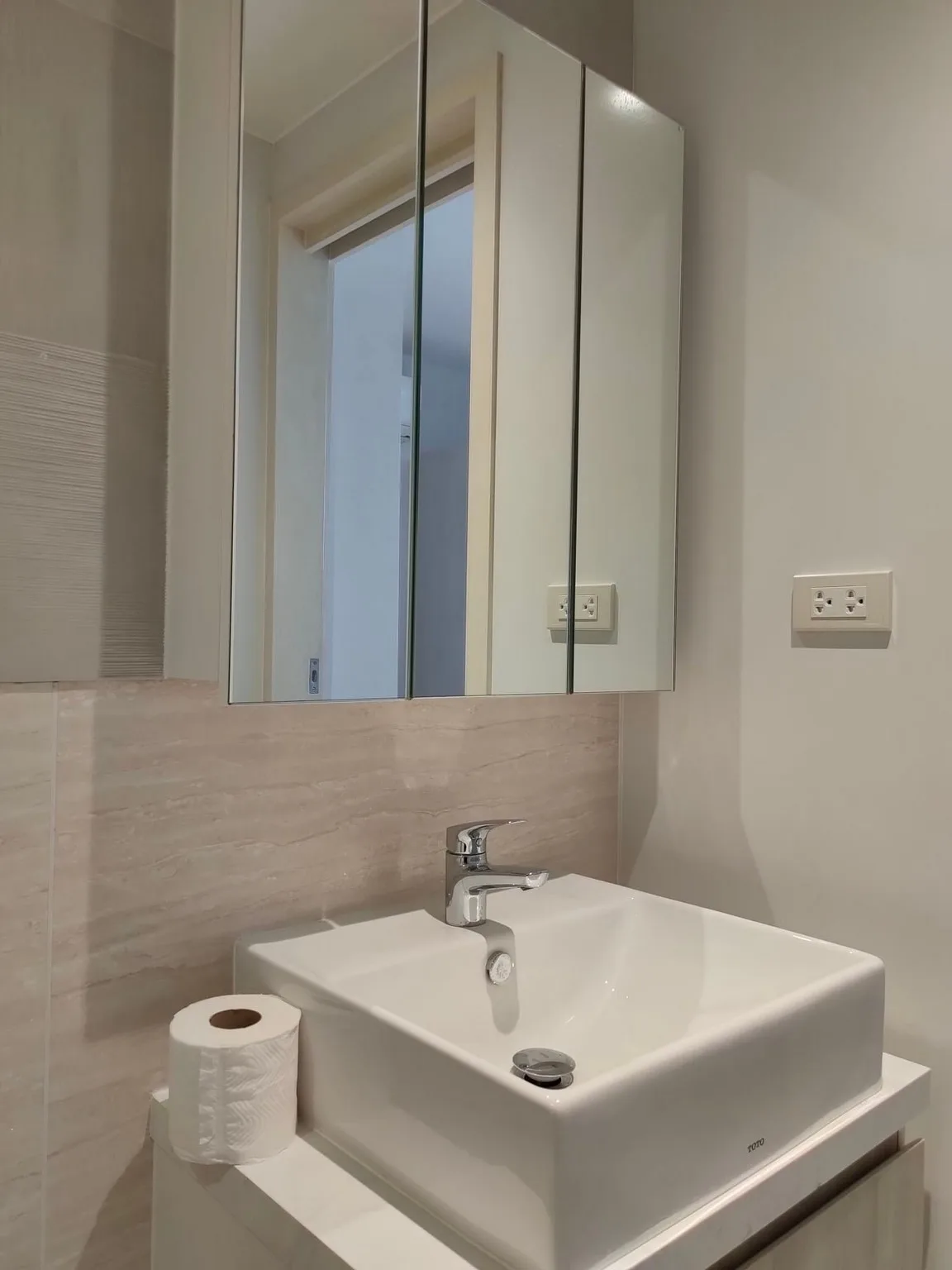 Runesu Thonglor 5 — photo 14
