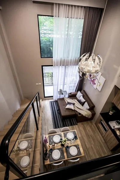 Blossom Condo @ Sathorn - Charoenrat