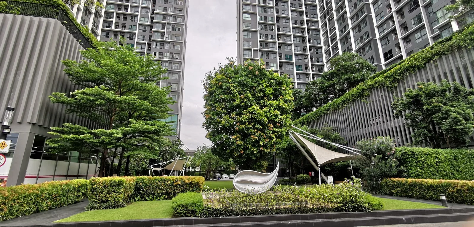Ideo Mobi Sukhumvit 81 — photo 8