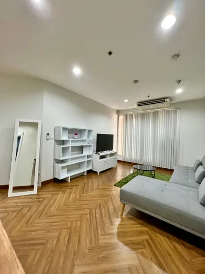 Pathumwan Resort