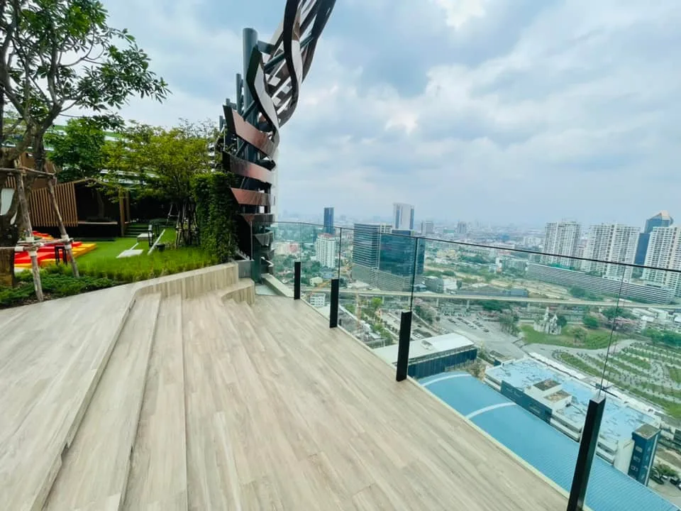 THE LINE Phahonyothin Park — photo 10