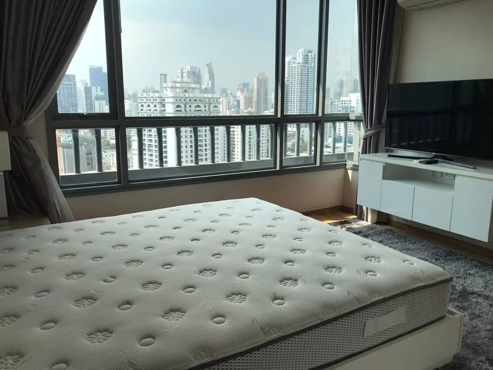H Sukhumvit 43 — photo 11