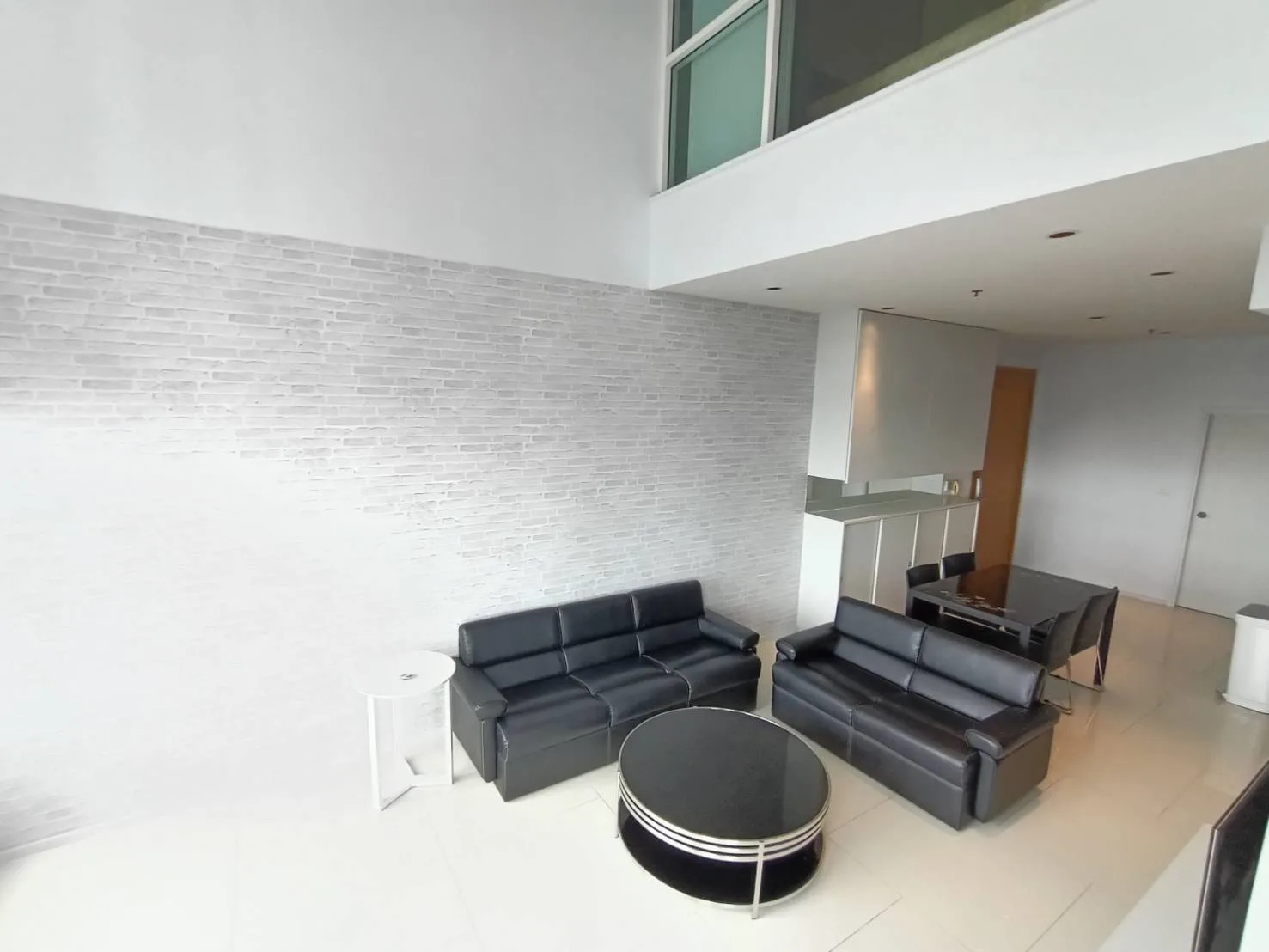 The Emporio Place — photo 3