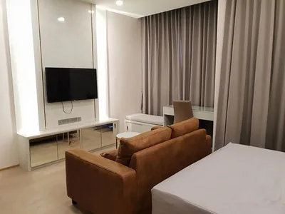 Ashton Chula - Silom
