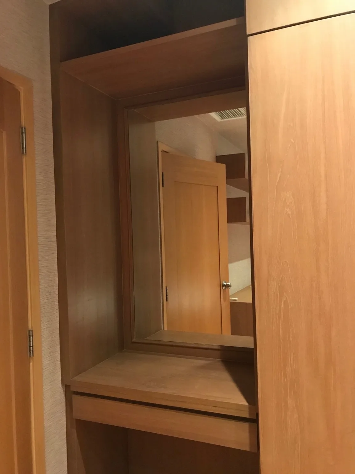 The Emporio Place — photo 5