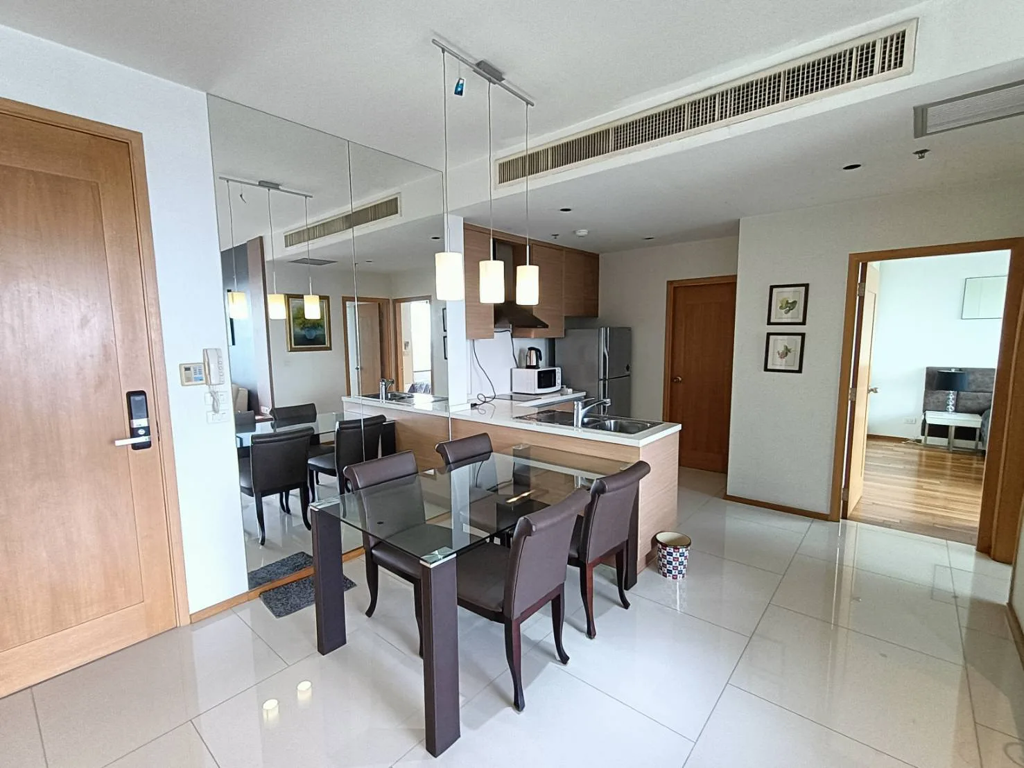 The Emporio Place — photo 8