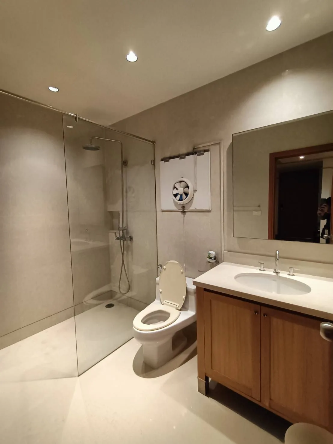 The Emporio Place — photo 18