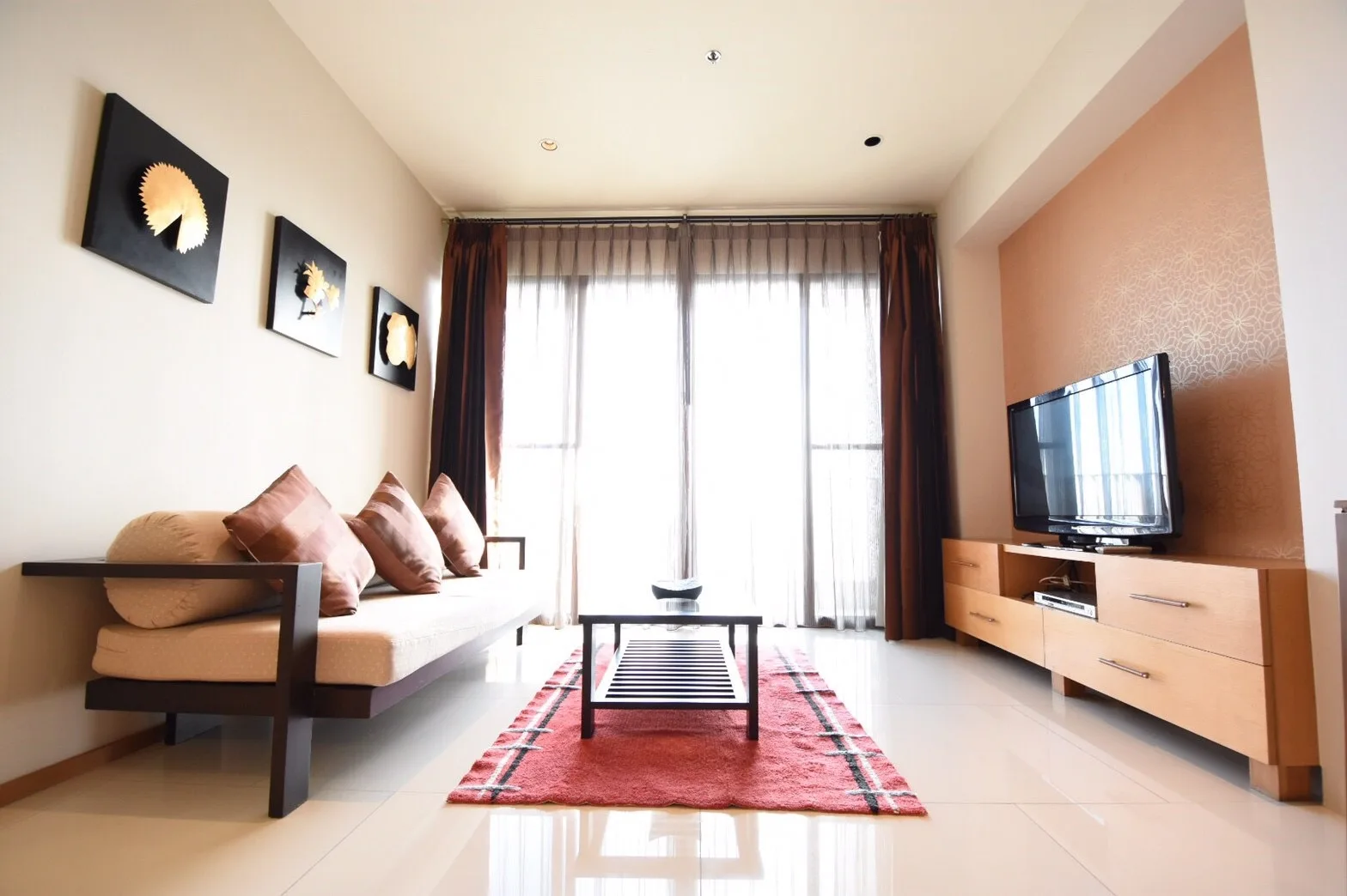 The Emporio Place — photo 1