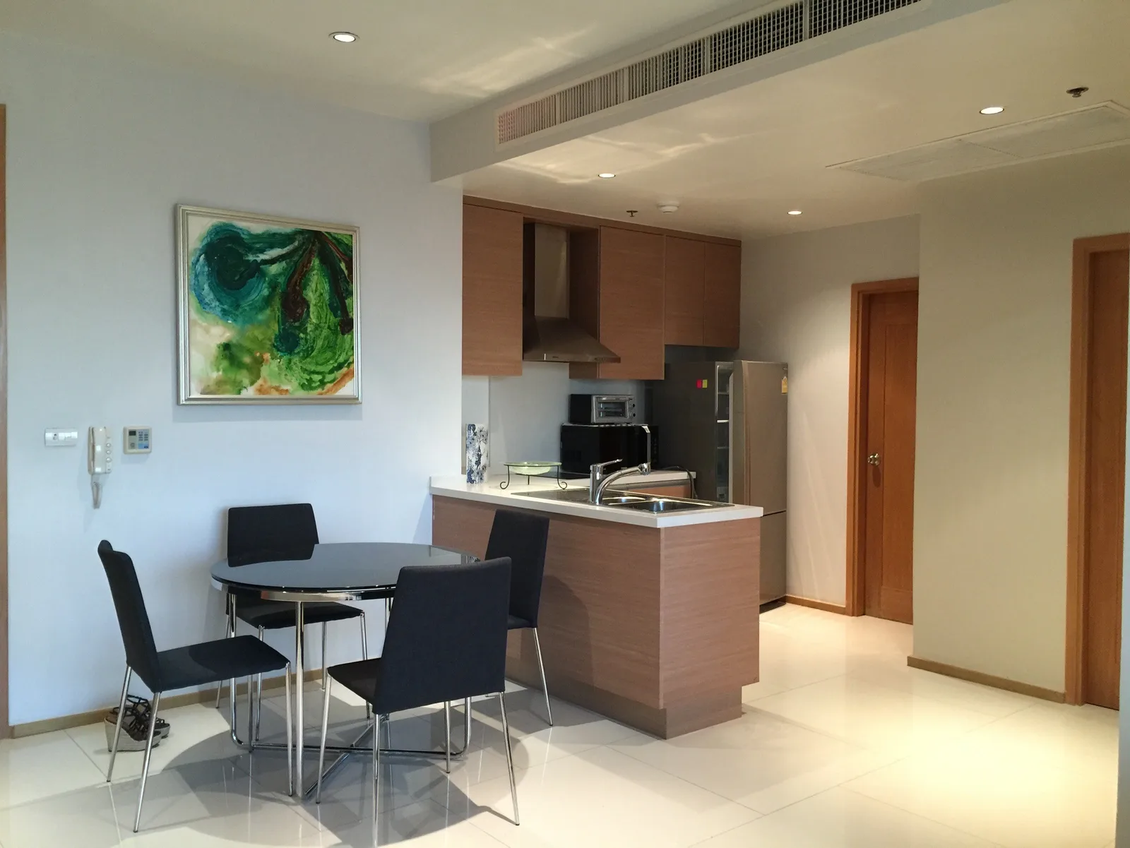 The Emporio Place — photo 6