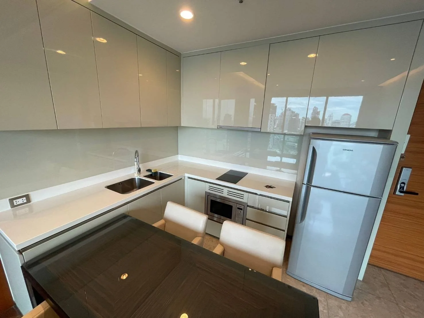 The Address Sukhumvit 28 — photo 2