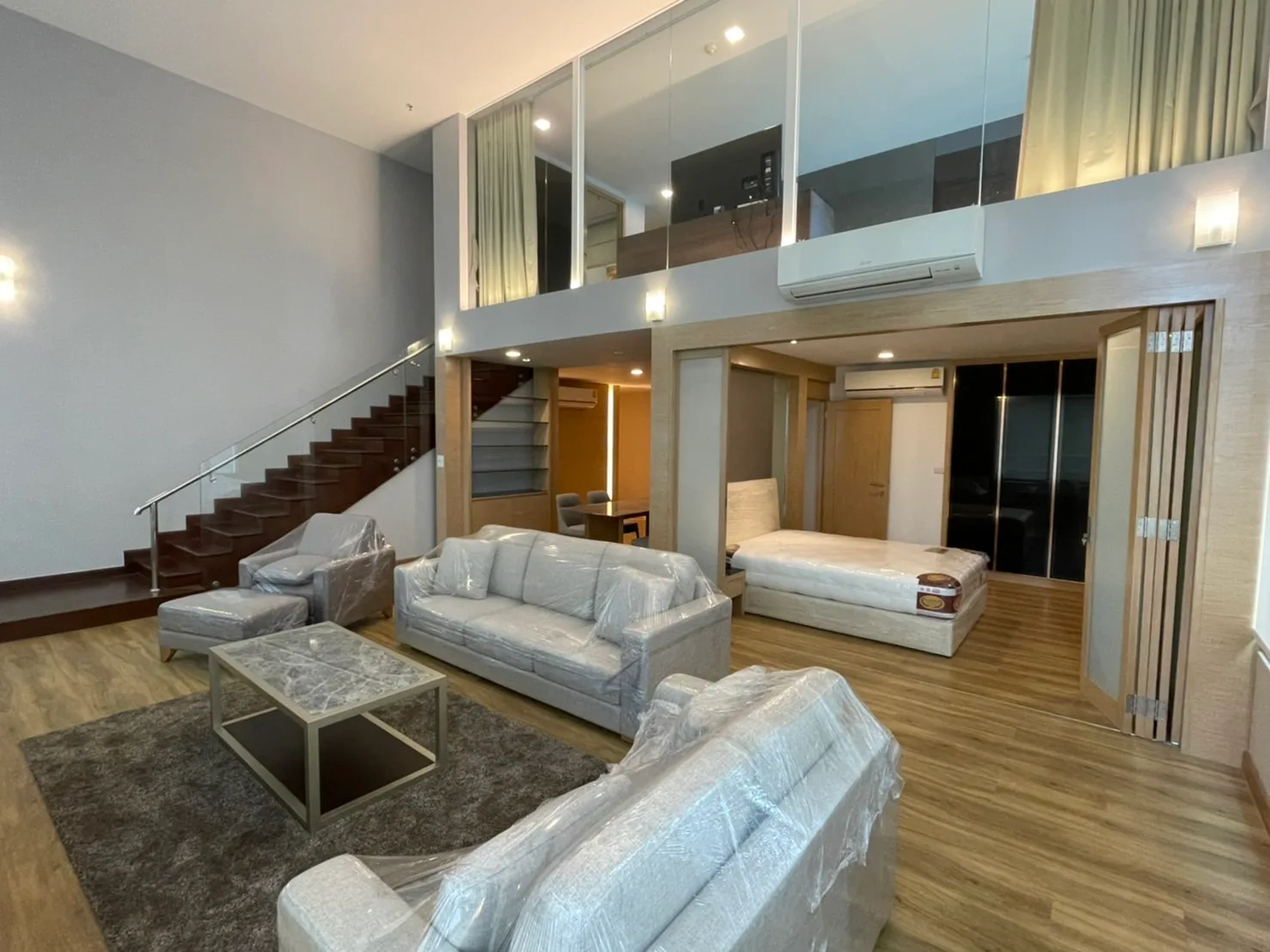 The Emporio Place — photo 3