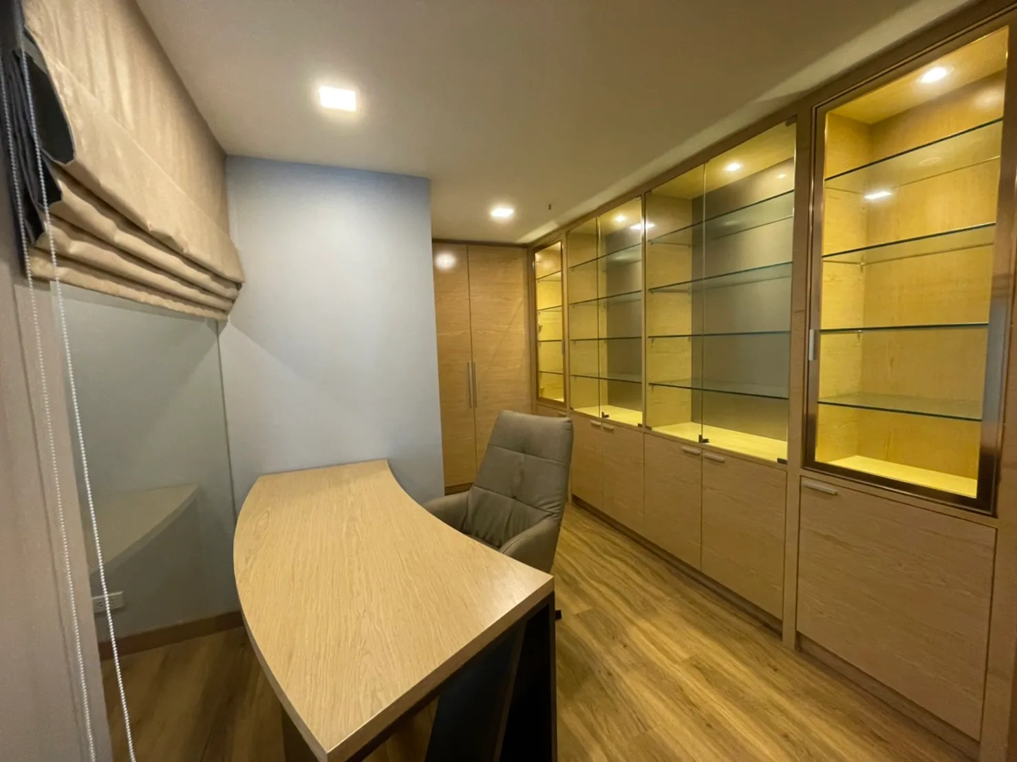 The Emporio Place — photo 10
