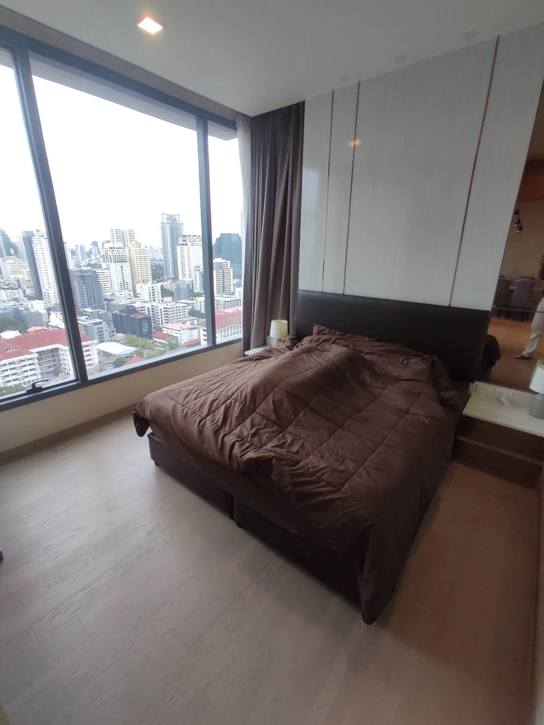 The Esse Asoke — photo 5