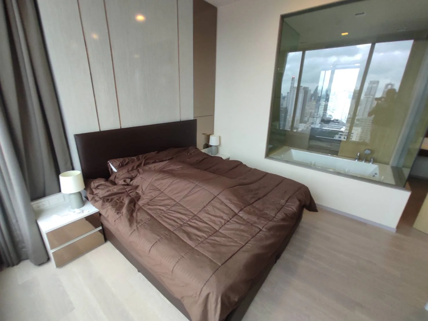 The Esse Asoke — photo 6