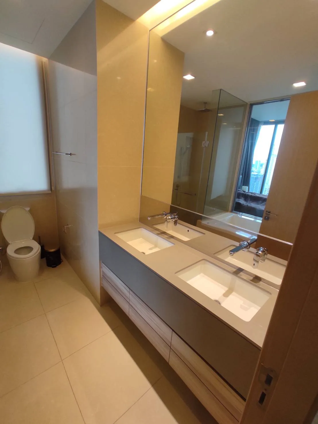 The Esse Asoke — photo 9