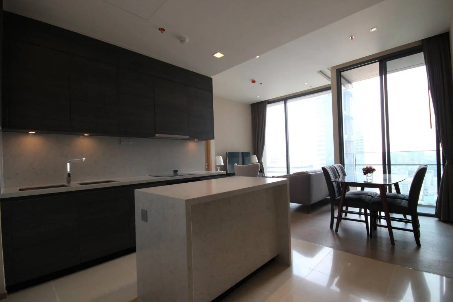 The Esse Asoke — photo 2