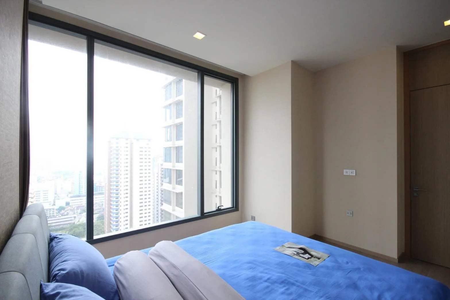 The Esse Asoke — photo 13