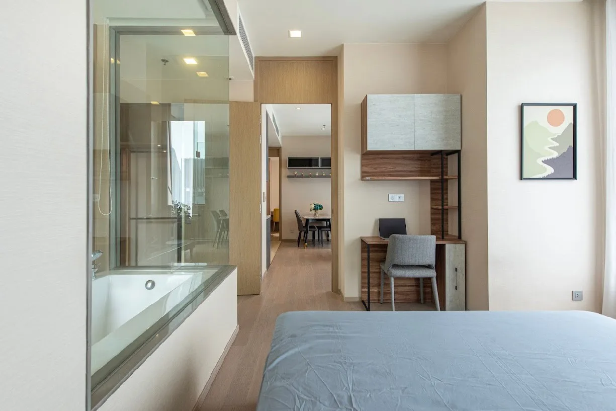 The Esse Asoke — photo 3