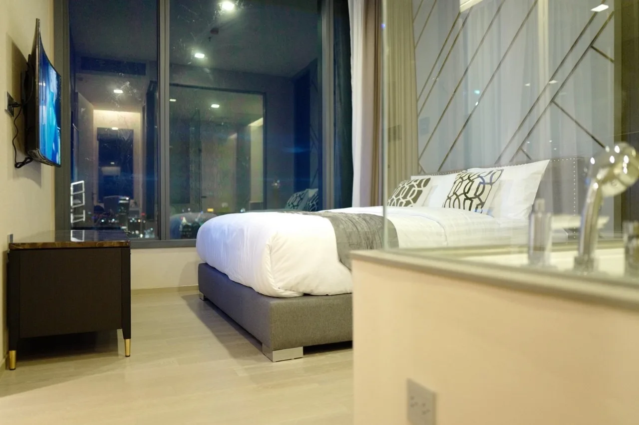 The Esse Asoke — photo 11