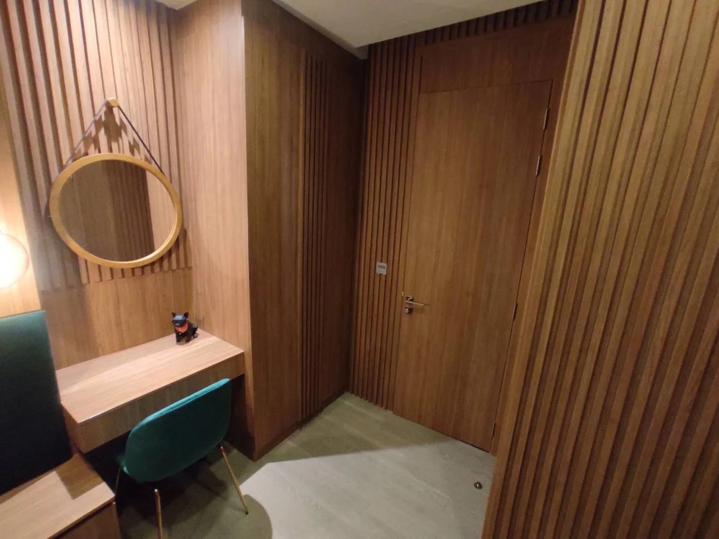 The Esse Asoke — photo 10