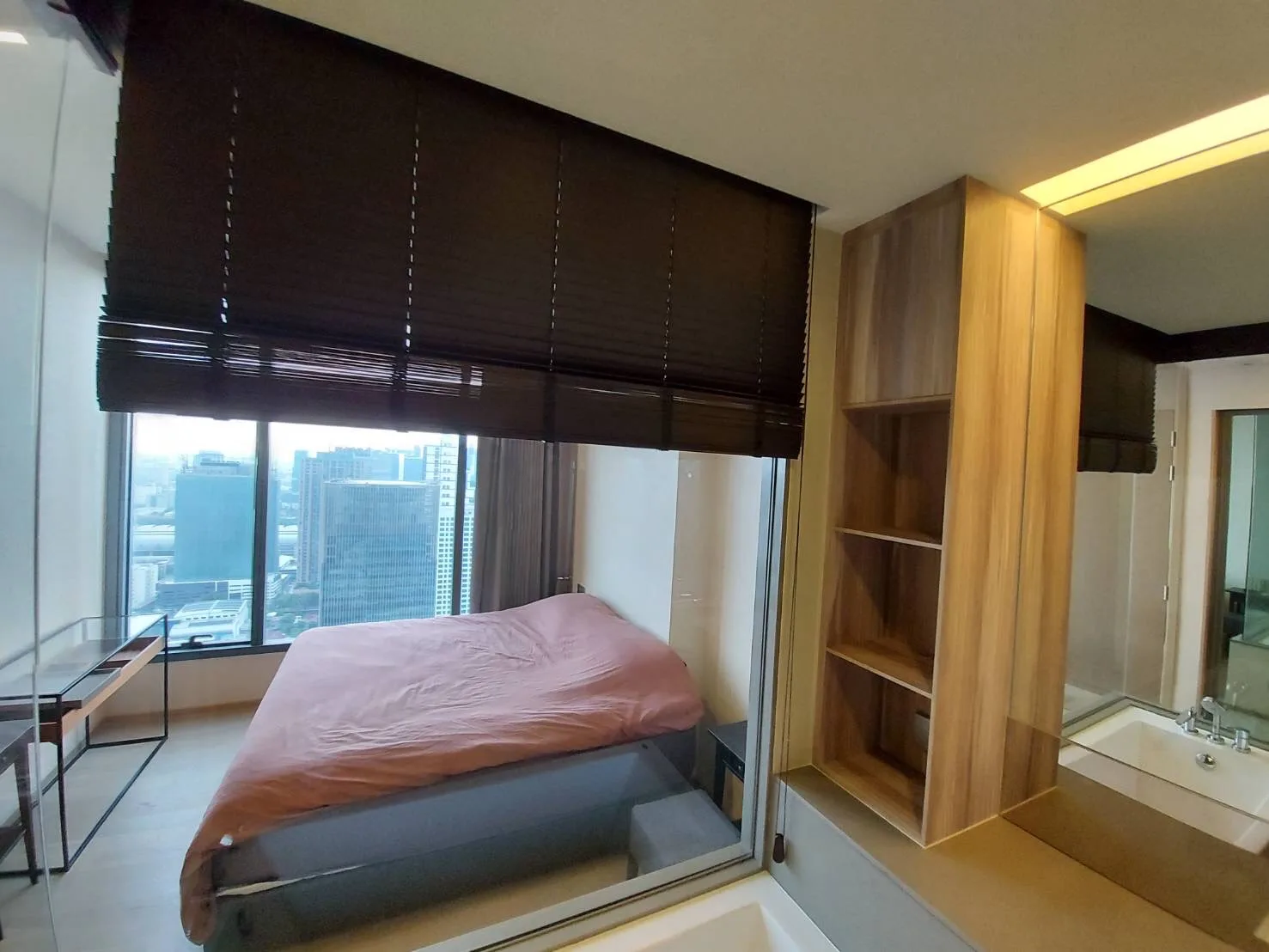 The Esse Asoke — photo 10