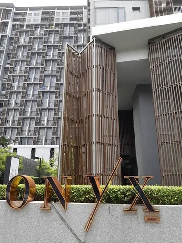 Onyx Phaholyothin — photo 7