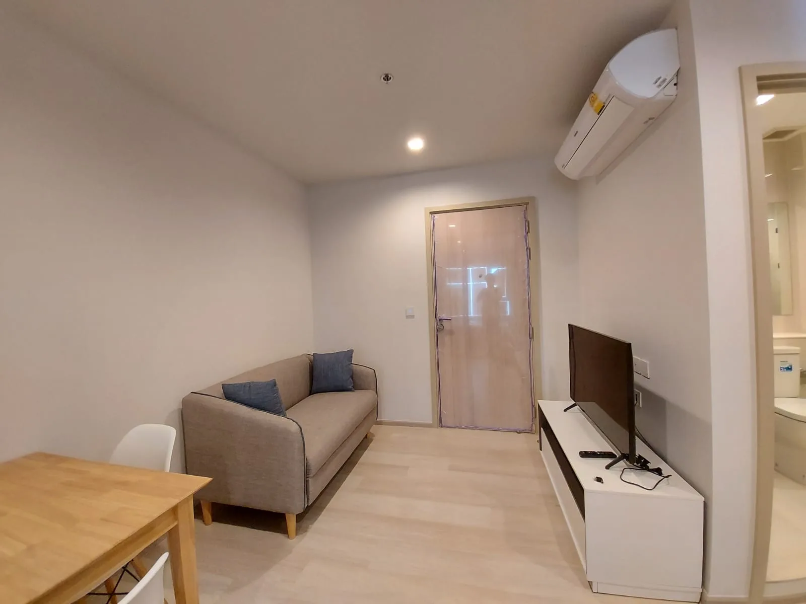 Life One Wireless — photo 1