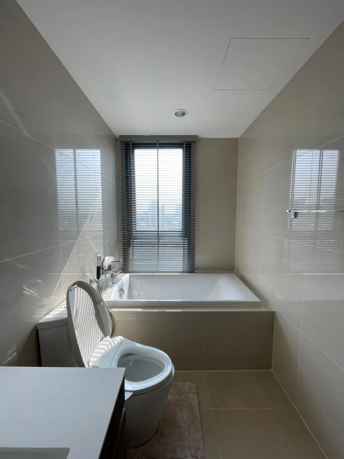 IDEO Mobi Sukhumvit 66 — photo 14