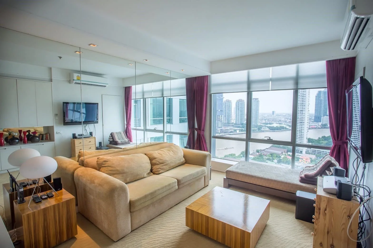 Baan Sathorn Chaopraya — photo 1