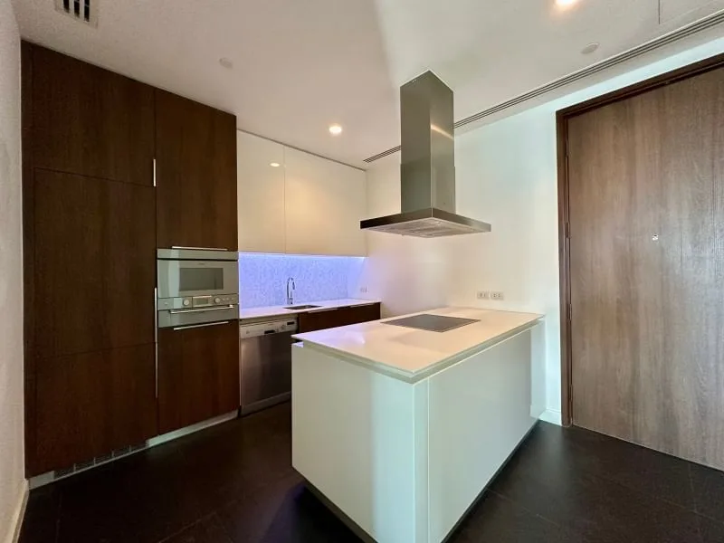 185 Rajadamri — photo 4
