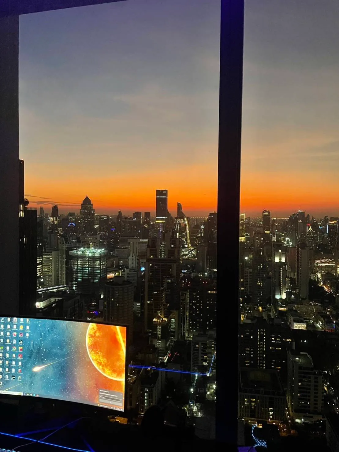 The Esse Asoke — photo 10