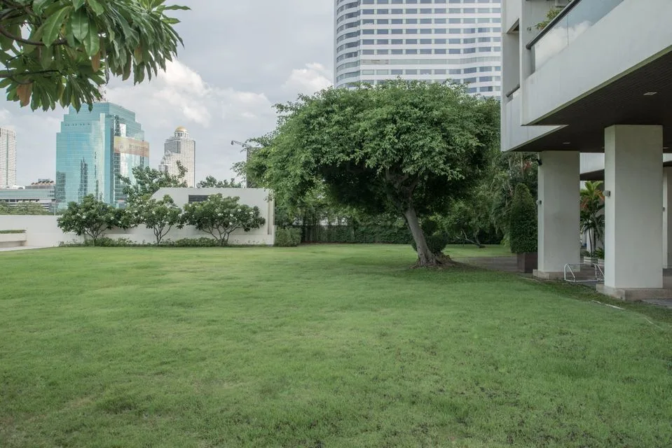 River House Condominium — photo 20
