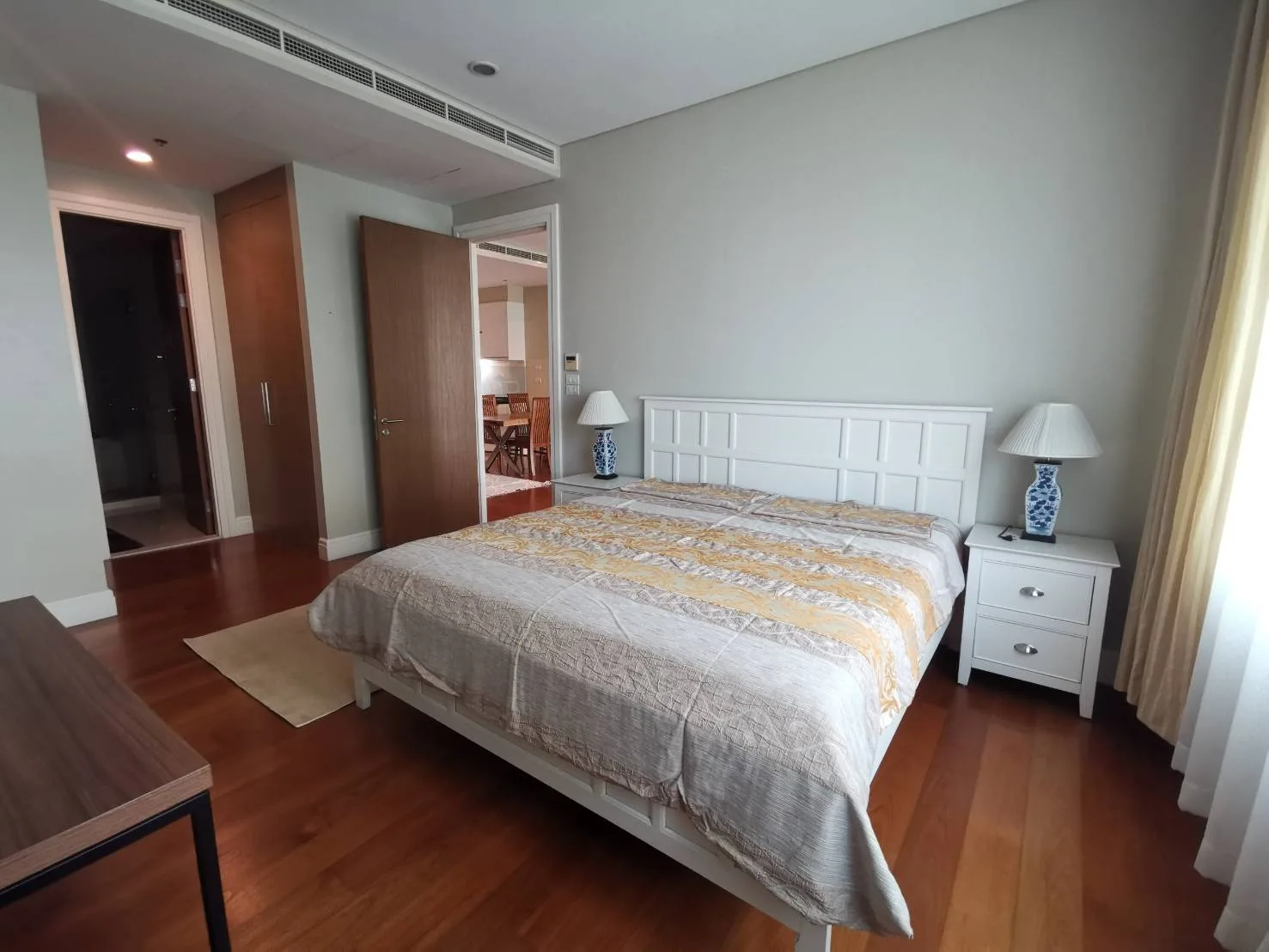 Bright Sukhumvit 24 — photo 10